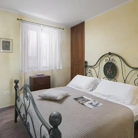 Castello * ロヴィニ